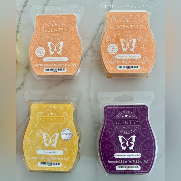 Set of 8 assorted Scentsy wax bars - Picture 4 of 6